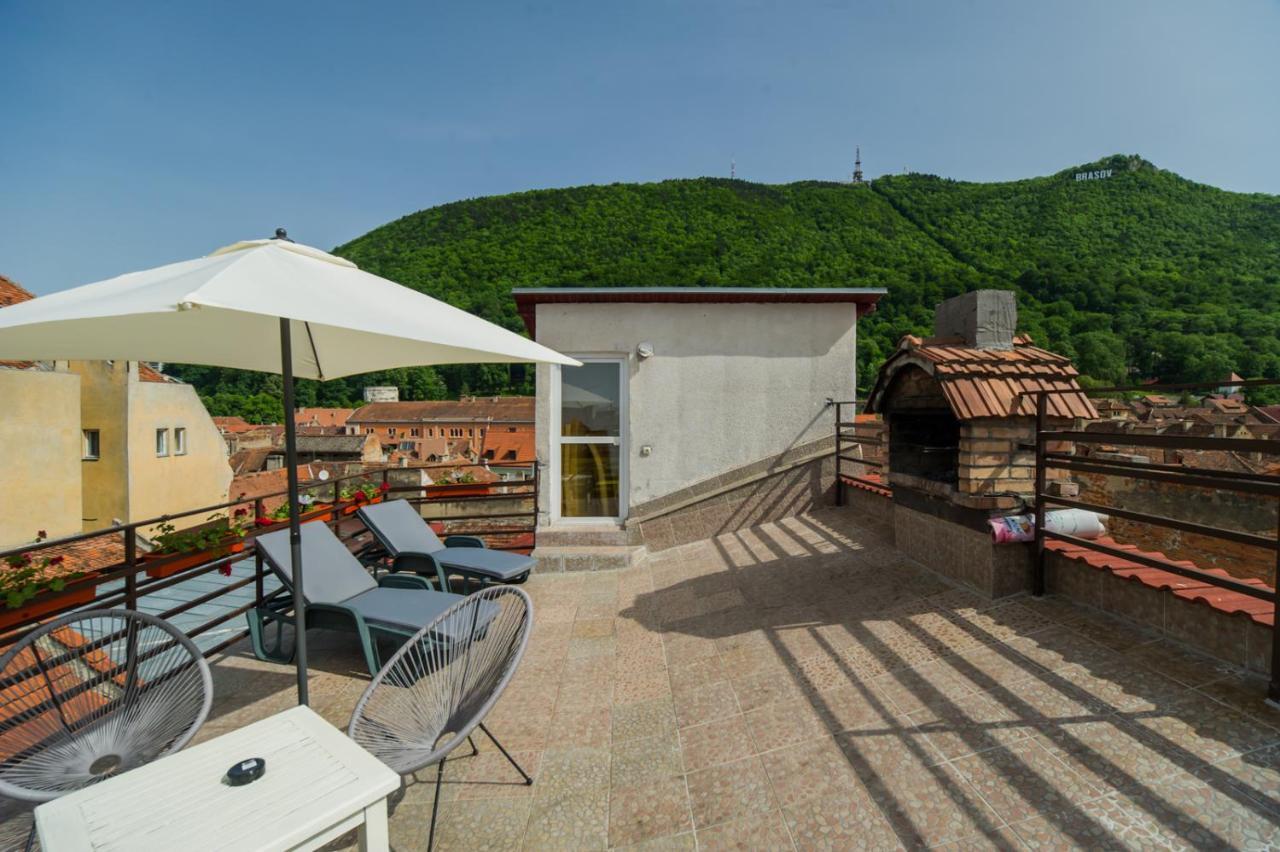 Rooftop Central Apartment Brassó Kültér fotó